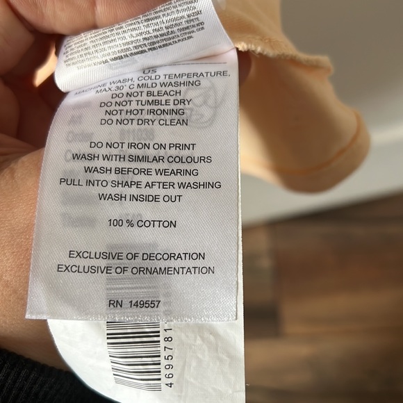 Cropped Peach Tee - Picture 4 of 4